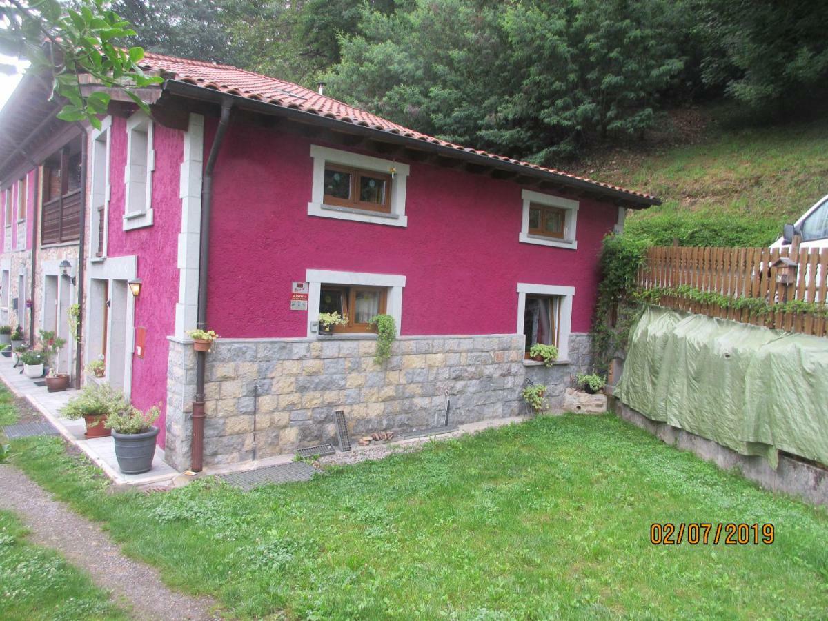 La Muria Apartment Onís 外观 照片